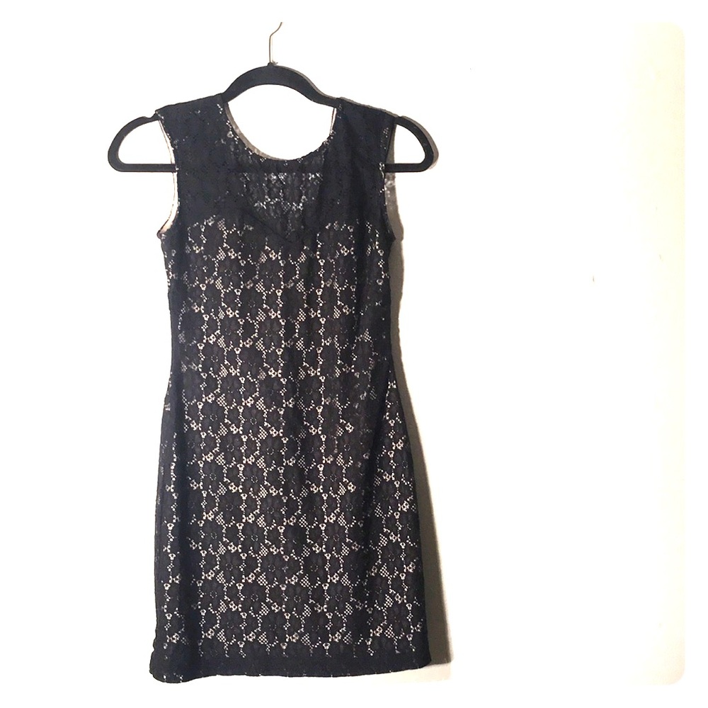 lace cocktail dress